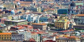 Ver civilizações em ascensão em Nápoles e comer pizza